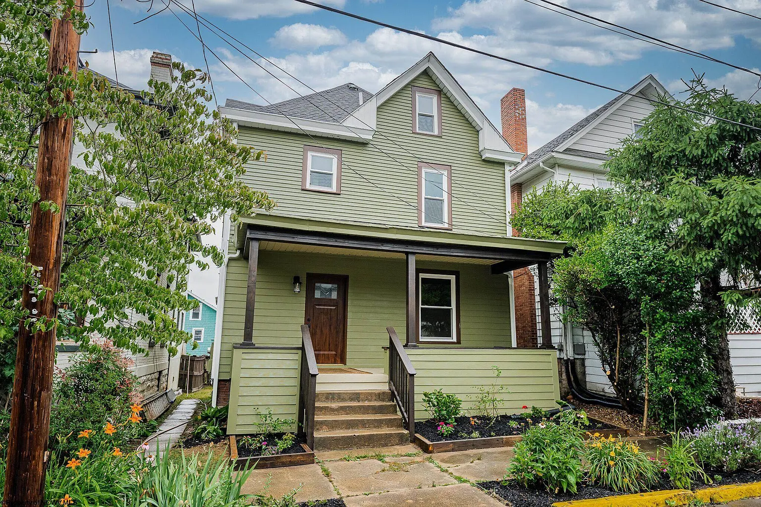 345 Demain Ave photo 1