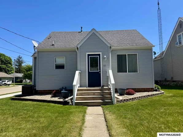 301 S Indiana Ave, Mason City, IA 50401