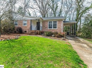 24 Twelve Oaks Ter, Greenville, SC 29615