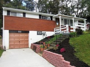 732 Heartwood Dr, Monroeville, PA