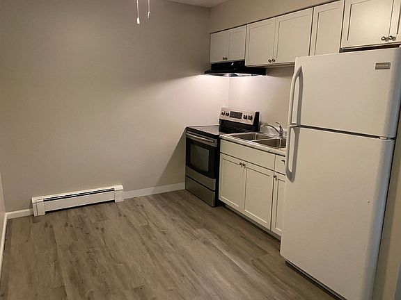2nd image of 7511 Dennis Dr Unit 3