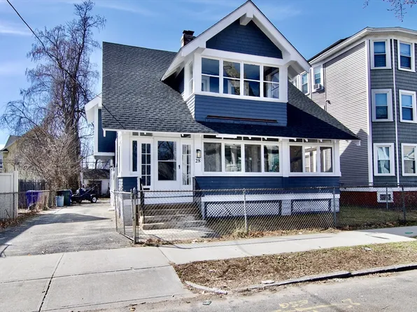 28 Bristol St, Springfield, MA 01109