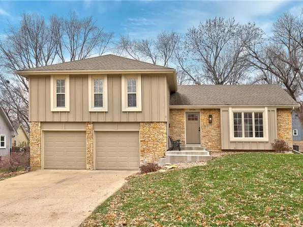 9924 Mastin Dr, Overland Park, KS 66212