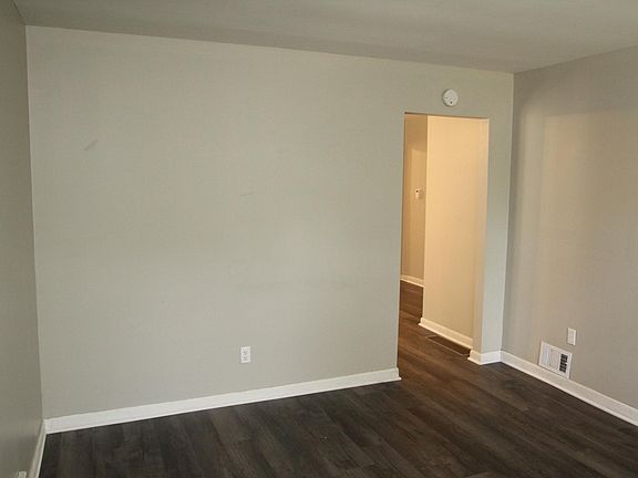 2nd image of 7217 High St #1