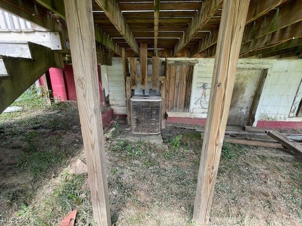 206 Ohio St, Woodsfield, OH 43793