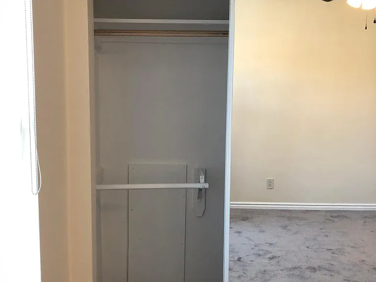 2502 W Via Corona #1/2 — Photo 69