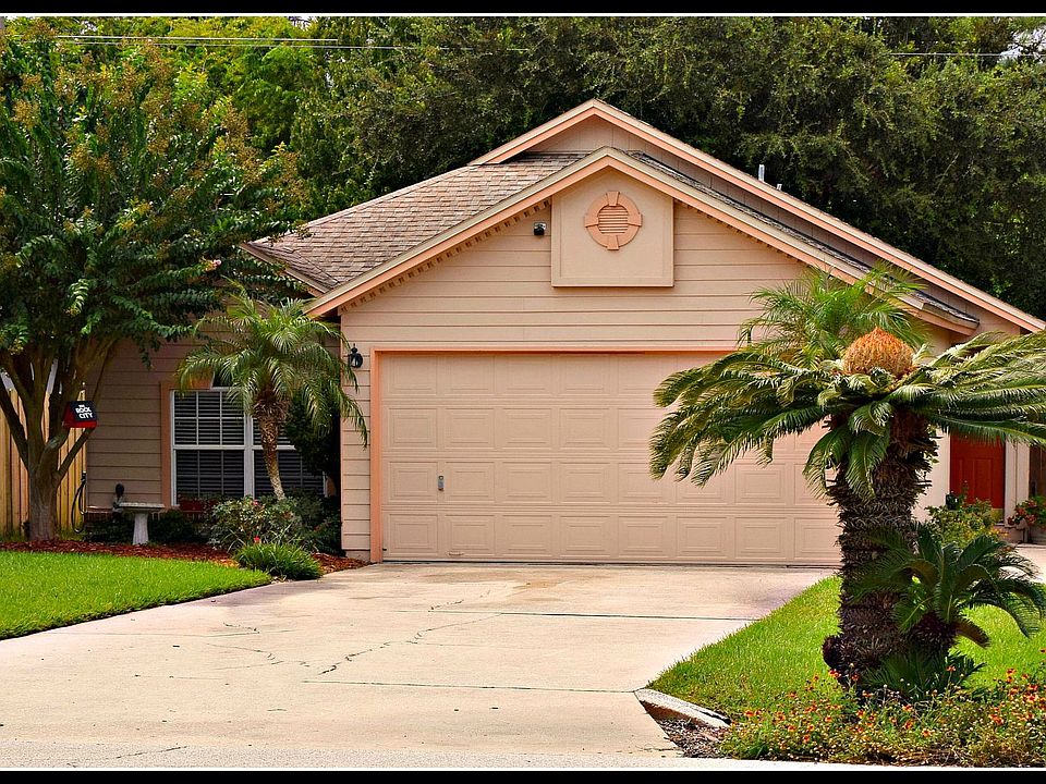 1st image of 204 Vista Grande Dr