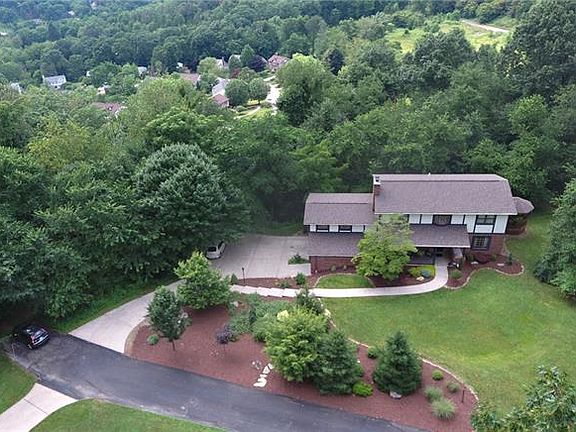 2nd image of 5004 Summer Hill Ln
