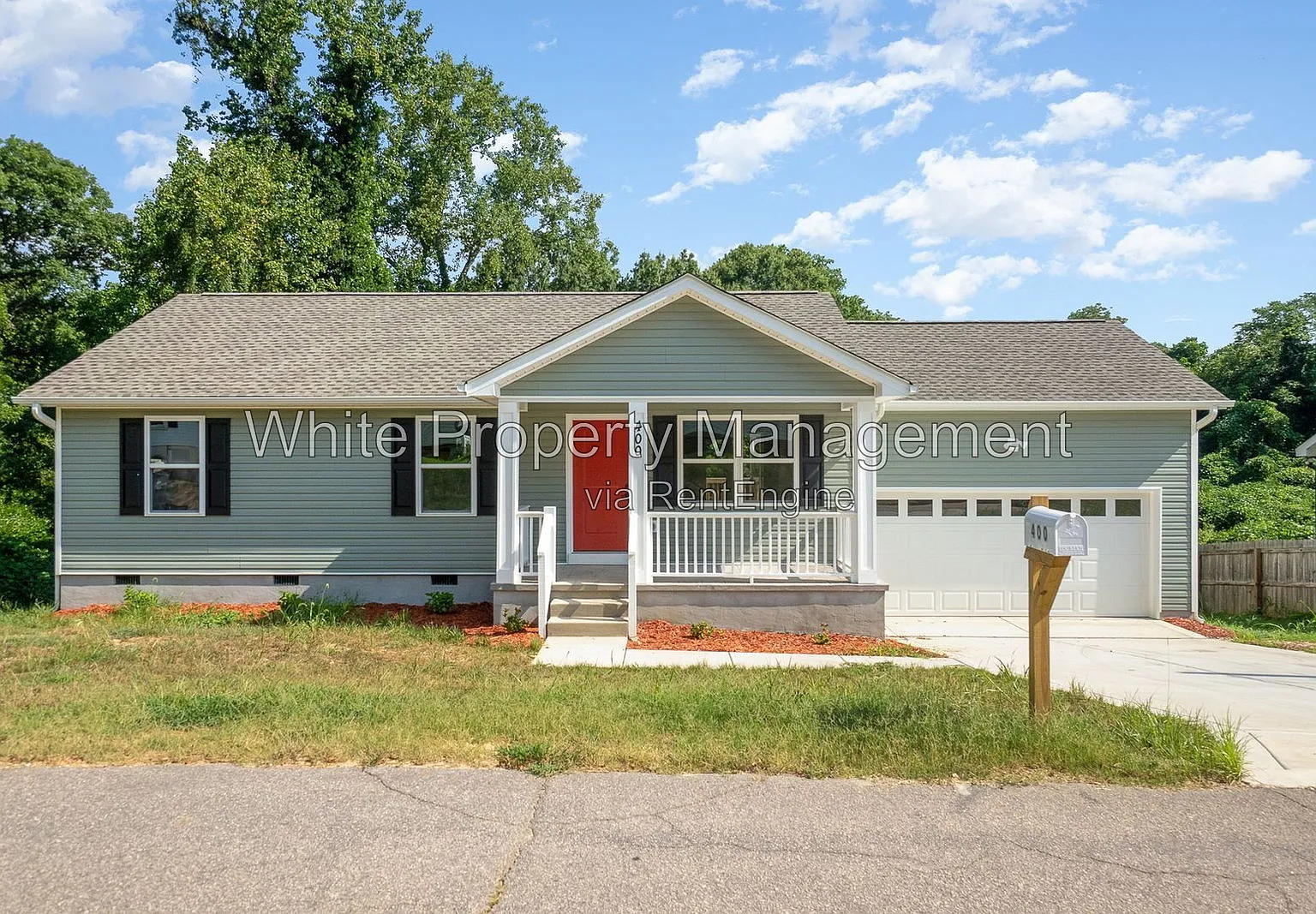 3 bed, 2.0 bath, 1132 sqft, $1,795 — Photo 1