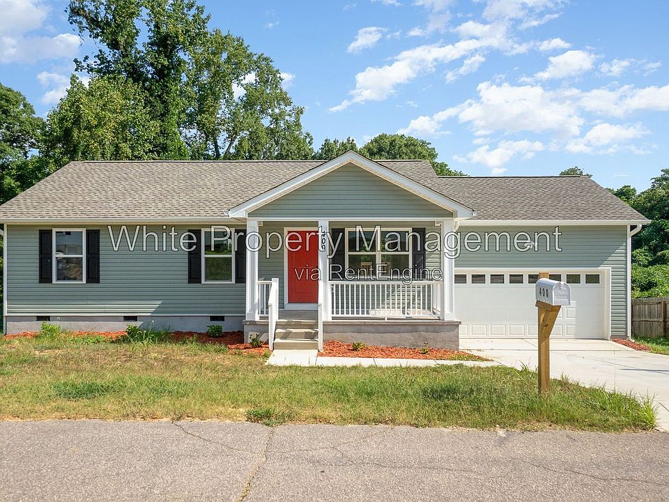 1st image of 400 W 9th St