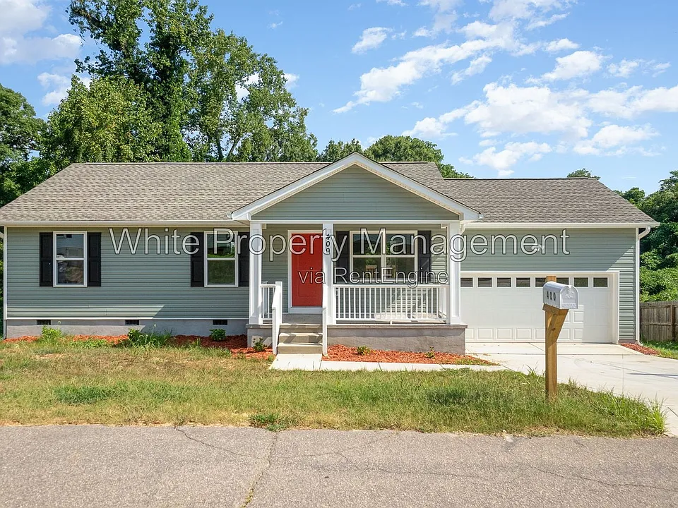 400 W 9th St