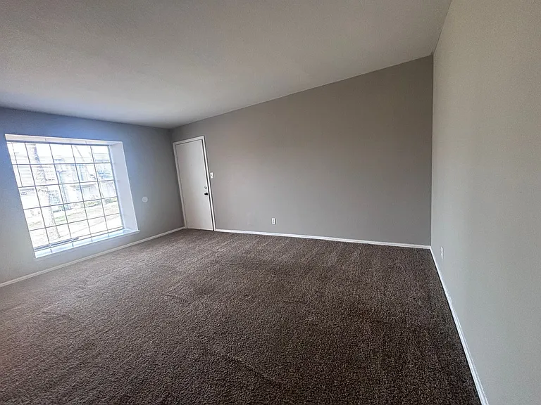 4750 E 68th St S #152 — Photo 3