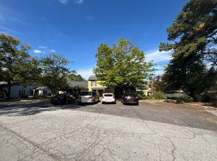 120 Sandalwood Cir, Lawrenceville, GA 30046