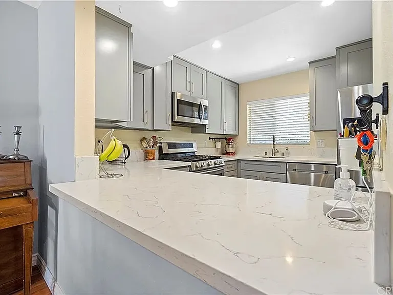 5700 Etiwanda Ave #186 — Photo 4