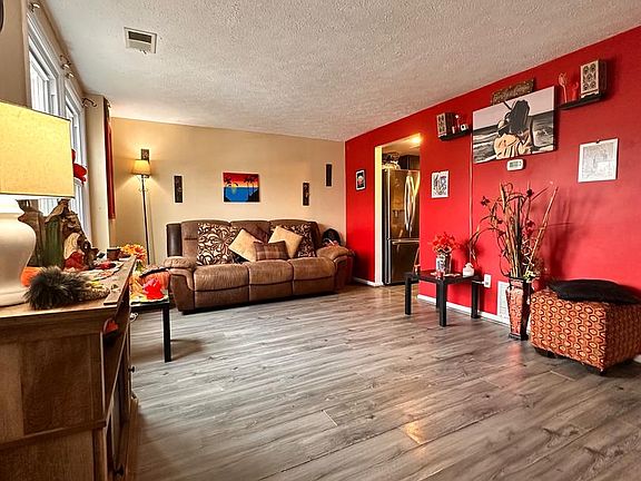 2nd image of 28 Shelldrake Ct