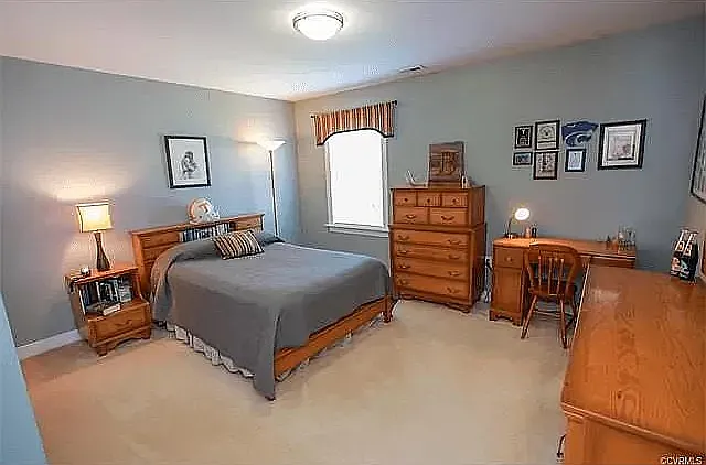 5500 Holman Dr — Photo 10