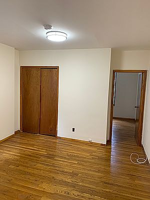 4th image of 348 E 65th St #G3
