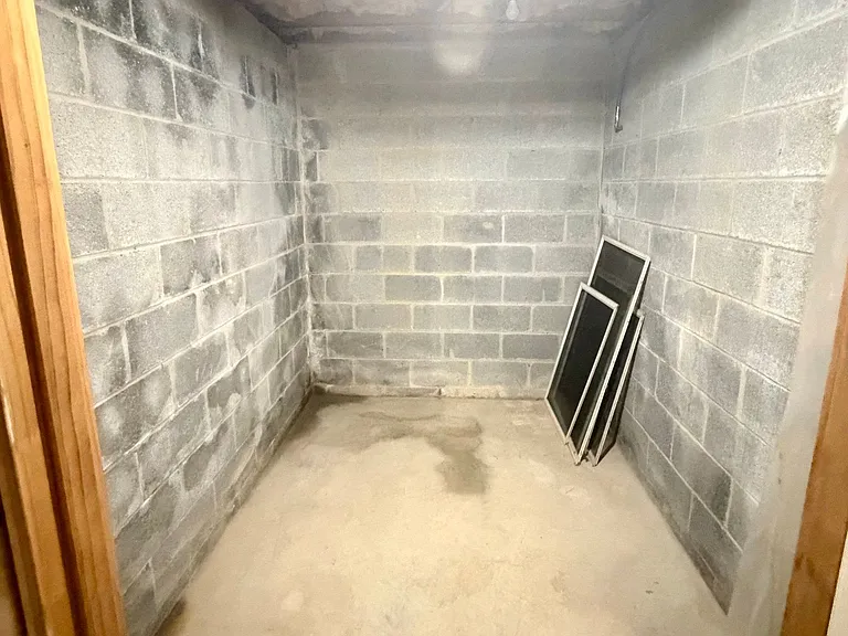 673 S Cedar St — Photo 32