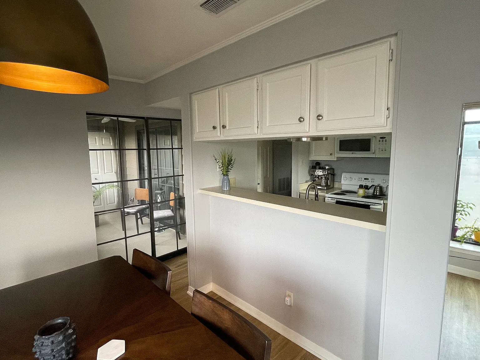 1 bed, 718 sqft, $1,670 — Photo 4
