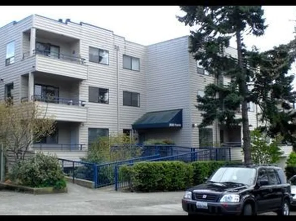 Francis Apartments, 3636 Francis Ave N APT 1, Seattle, WA 98103