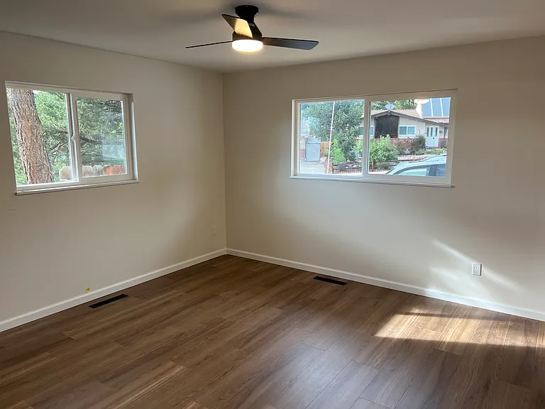 3245 Montebello Dr W — Photo 12