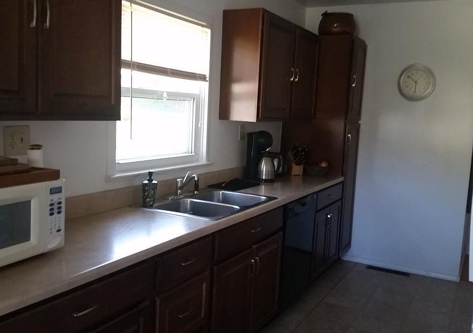 1st image of 2591 Arroyo Dr