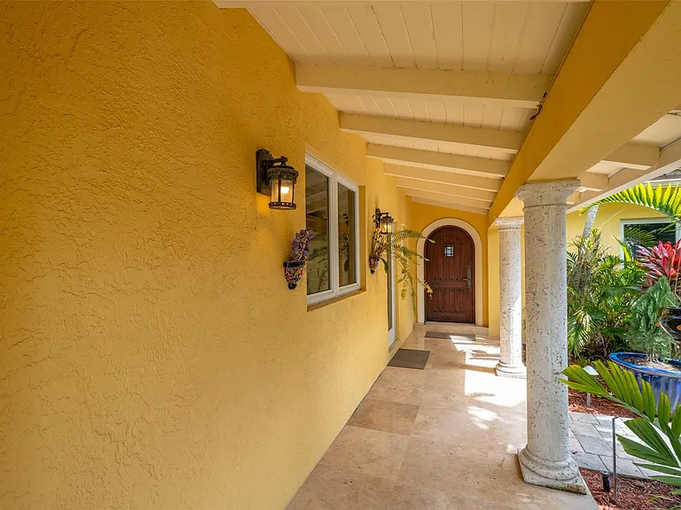 330 Royal Plaza Dr — Photo 32