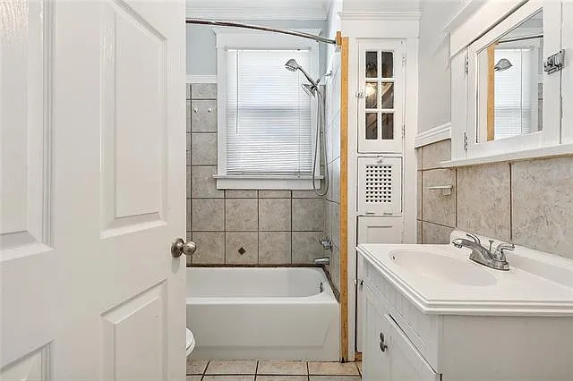 2222 Saint Roch Ave — Photo 13