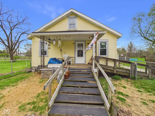 2103 E Yale Ave, Muncie, IN 47303