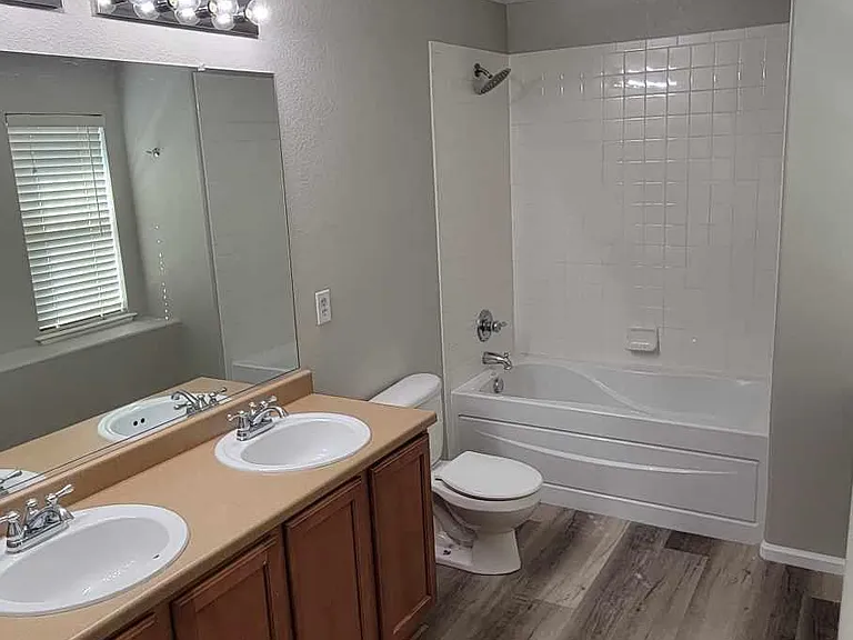 10442 Garland Dr — Photo 7