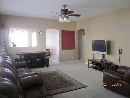10055 Hampton Park Dr photo 1