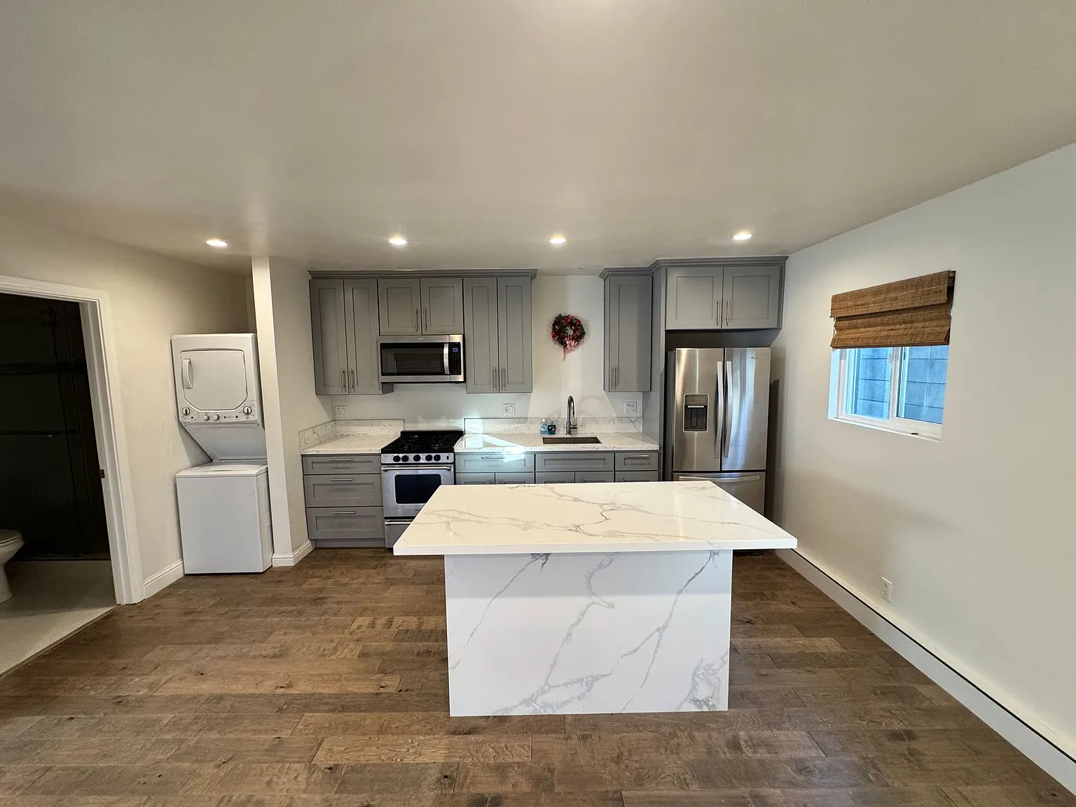 Newly 2 bedrooms 2 bath home — Photo 4