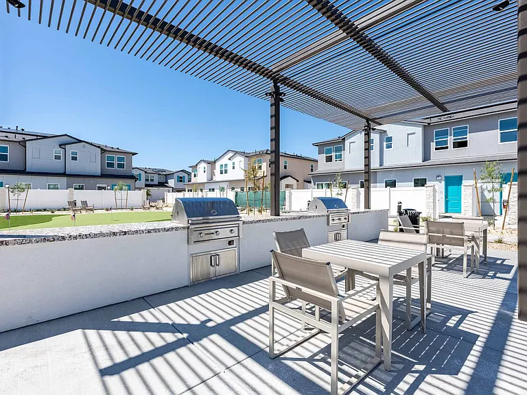 Desert Meadows Townhomes — Photo 19
