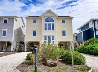 1103 Ocean Blvd, Topsail Beach, NC 28445