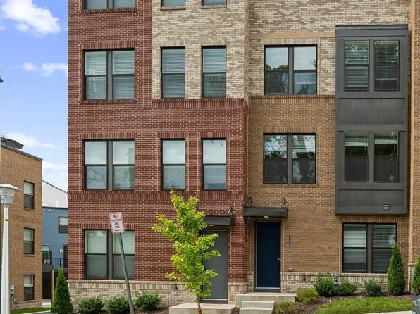 4349 Laplata Ave, Baltimore, MD 21211