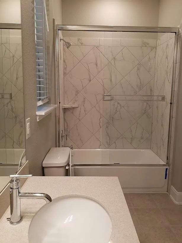 Carriage Pines Dr, Del Valle — Photo 3