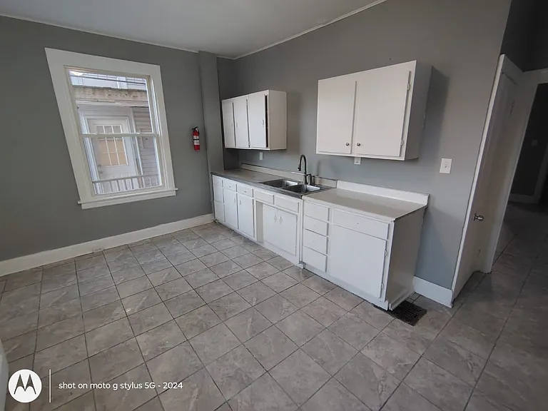206 Fairground Ave — Photo 4