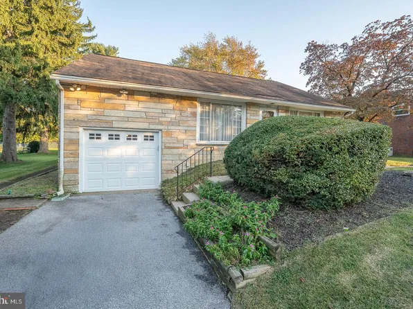 7 Lincoln Ln, Broomall, PA 19008