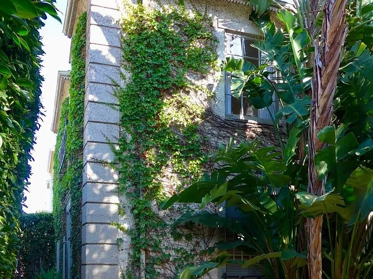 5962 San Vicente Blvd #4 — Photo 41