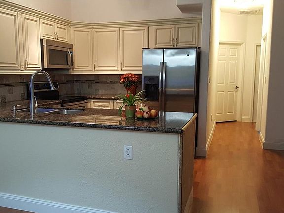 4th image of 11446 NW 77th Ln