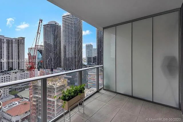 1010 Brickell Ave #2810 — Photo 1