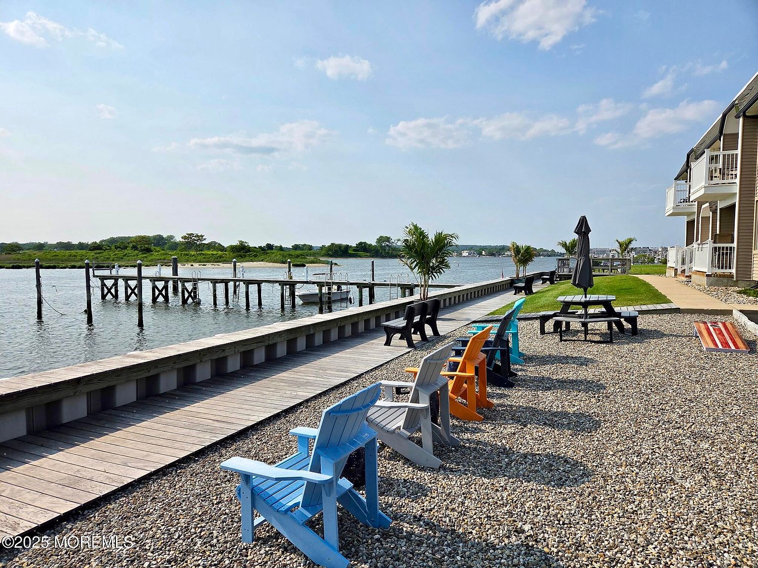 希少　OCEAN BRIGHT オーシャンブライト　コンテナ　（昭和レトロ） Blue Emerald Ocean's 8 - Apartments for Rent in Sint Michiel, Blue