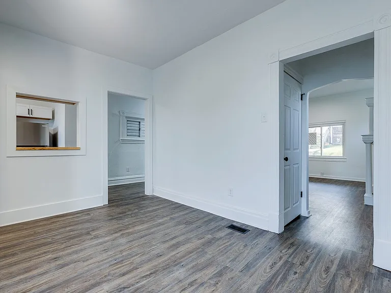 623 Lillian St — Photo 20