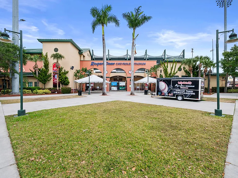 245 Murcia Dr #201 — Photo 33