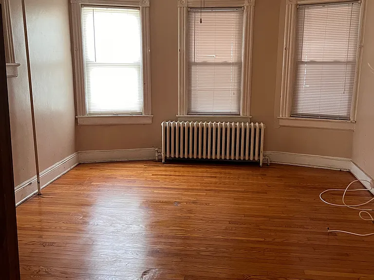 503 Washington St #1 — Photo 5