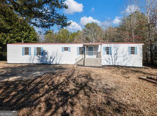 355 E Silver Shoals Rd, Toccoa, GA 30577