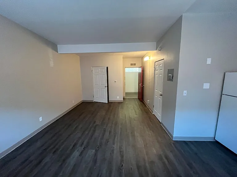 Campus Apartments — Photo 20