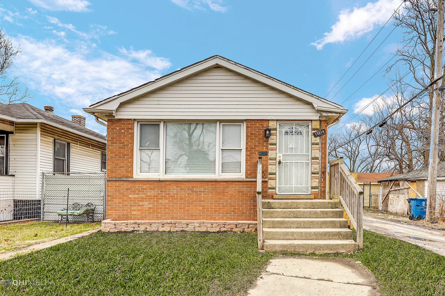 15014 Wood St photo 1
