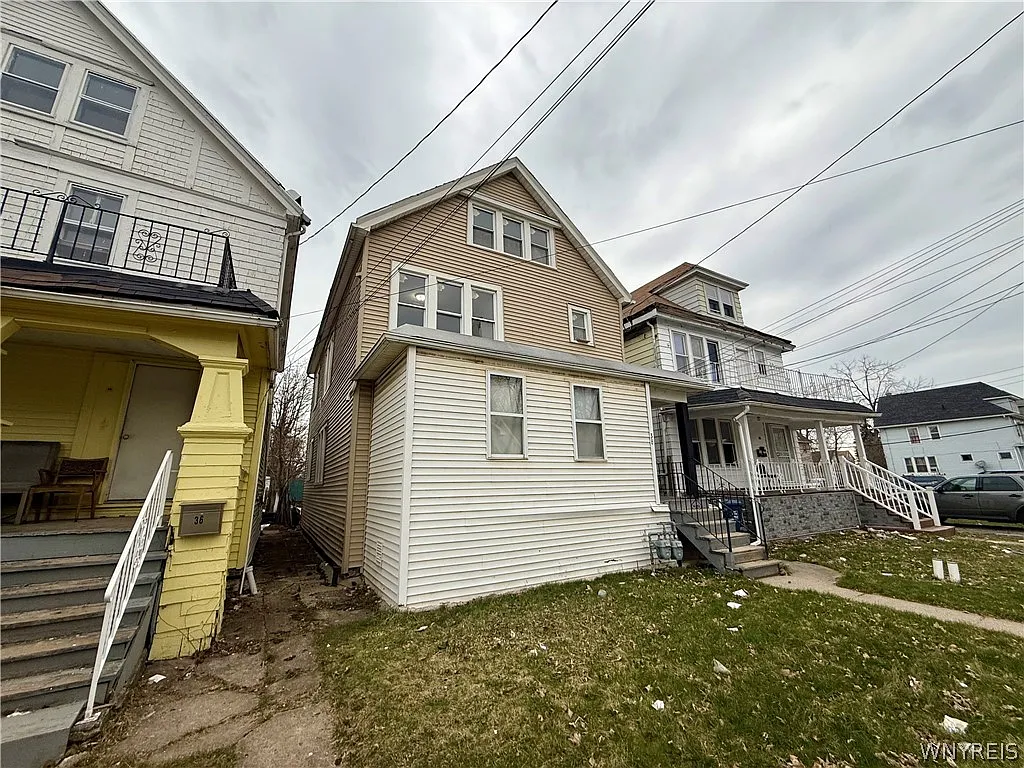38 Richlawn Ave photo 1