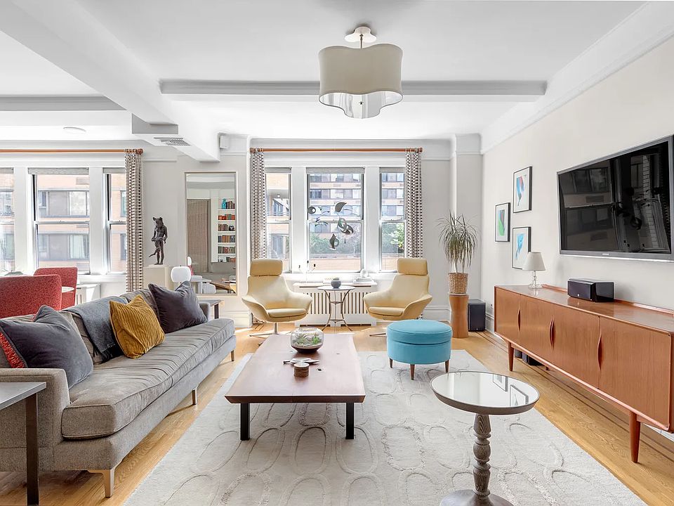 1st image of 241 W 97th St APT 3M